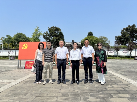 朱有志携手启致红色教育中心 共促聂帅故里红色文化传承